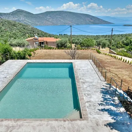 Aura House * Σκροπονέρια